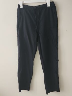 4 For $20 Womans Medium Black Cargo Scrub Pants